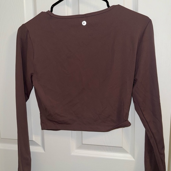 Elegant Brown Long Sleeve Women's Top - Picture 2 of 2